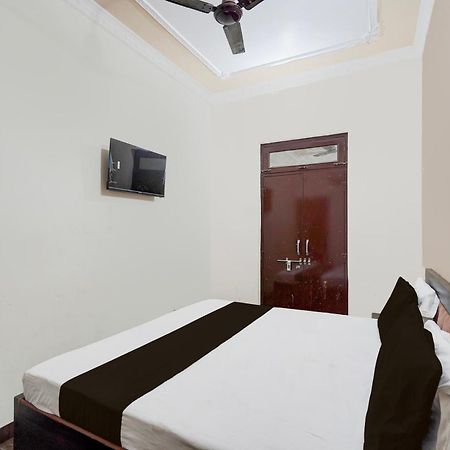 Oyo Hotel Maharaja Palace Мірут Екстер'єр фото