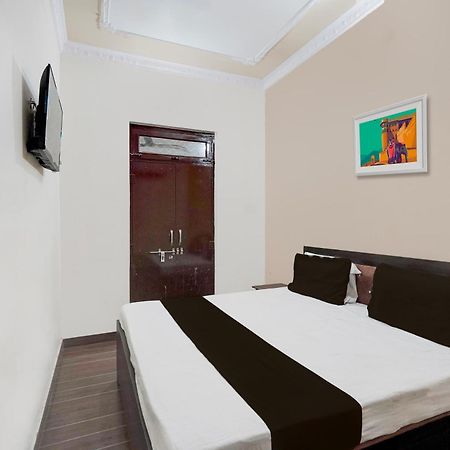 Oyo Hotel Maharaja Palace Мірут Екстер'єр фото